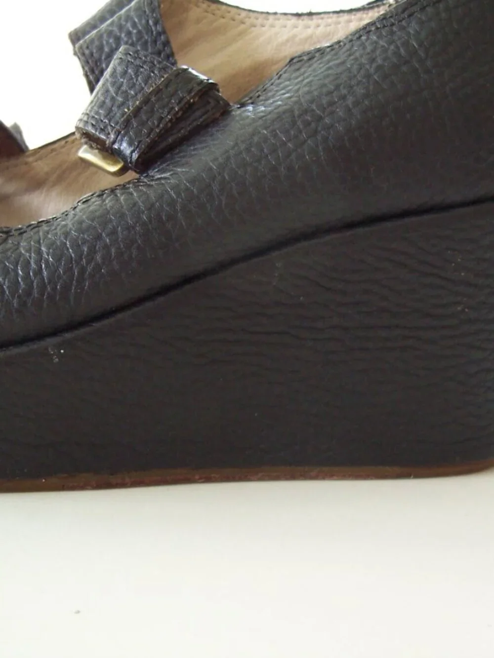 Gee WaWa Black Leather Platform, Sandals in Very Good Condition Size 7